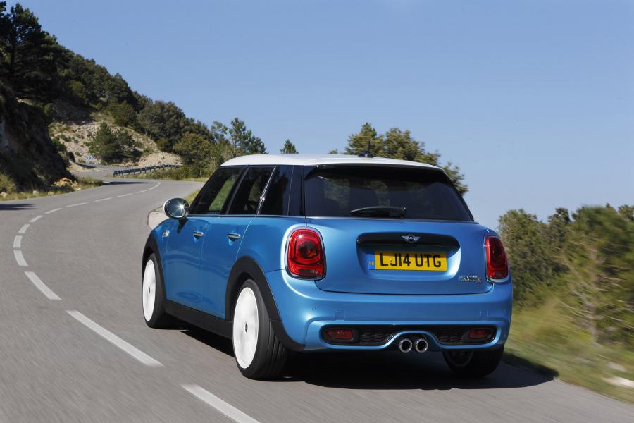 Mini Cooper S 5-Door 2014 года  (фото 37 из 80)